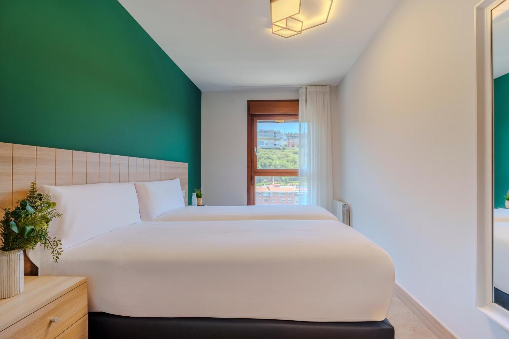 Spirit Apartamentos Atxuri Bilbao Exterior foto