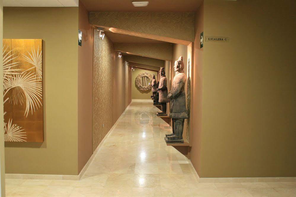 Spirit Apartamentos Atxuri Bilbao Exterior foto